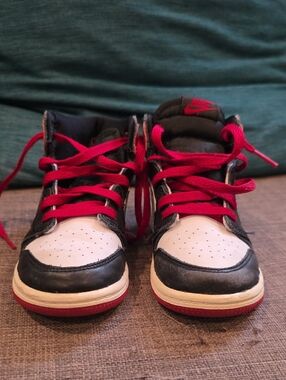 Nike Kids Black, White and Red High-Top Sneakers